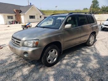  Salvage Toyota Highlander