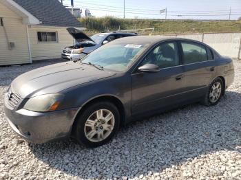  Salvage Nissan Altima