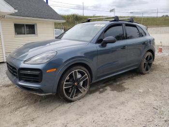  Salvage Porsche Cayenne