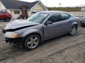  Salvage Dodge Avenger