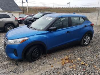  Salvage Nissan Kicks