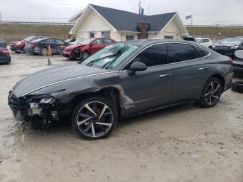  Salvage Hyundai SONATA