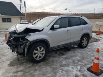  Salvage Kia Sorento