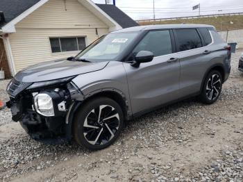  Salvage Mitsubishi Outlander