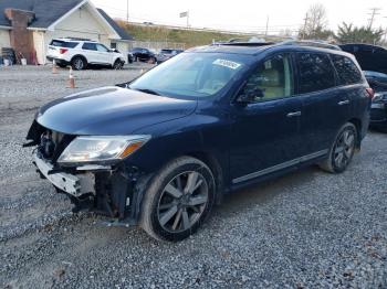  Salvage Nissan Pathfinder