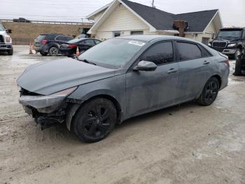  Salvage Hyundai ELANTRA