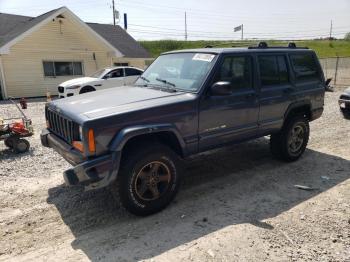  Salvage Jeep Cherokee