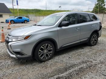  Salvage Mitsubishi Outlander