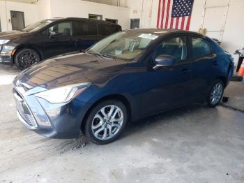 Salvage Toyota Yaris