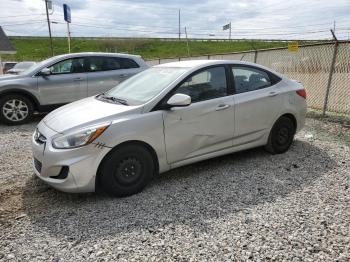  Salvage Hyundai ACCENT