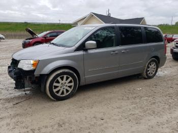  Salvage Chrysler Minivan