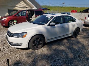  Salvage Volkswagen Passat