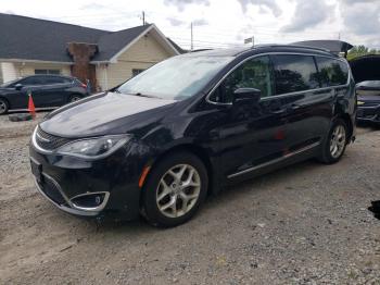  Salvage Chrysler Pacifica