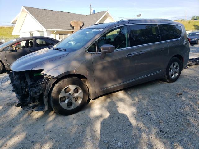  Salvage Chrysler Pacifica