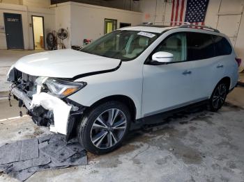  Salvage Nissan Pathfinder