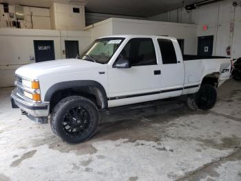  Salvage Chevrolet Gmt