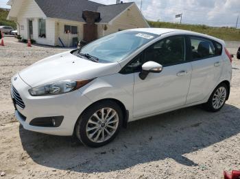  Salvage Ford Fiesta