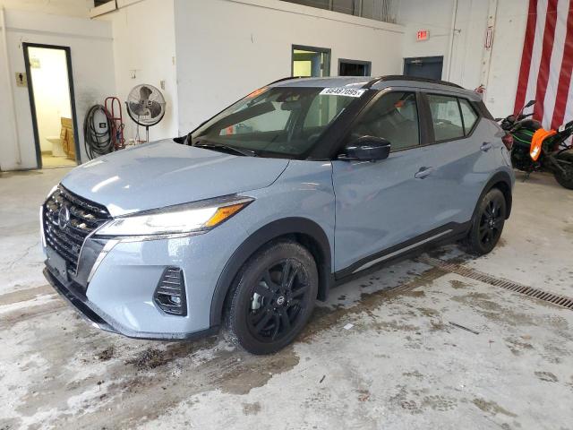  Salvage Nissan Kicks