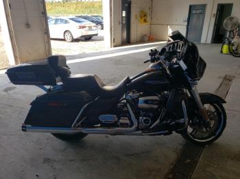  Salvage Harley-Davidson Fl