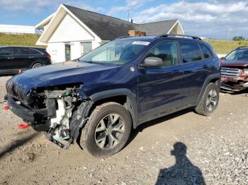  Salvage Jeep Cherokee