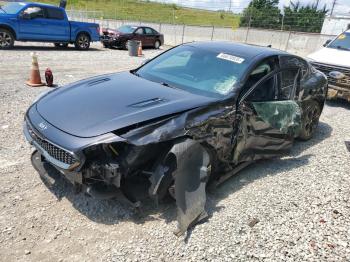  Salvage Kia Stinger
