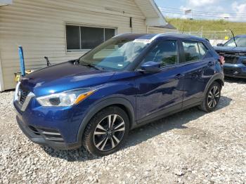  Salvage Nissan Kicks