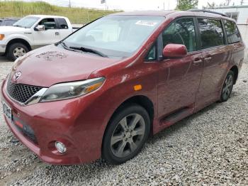  Salvage Toyota Sienna