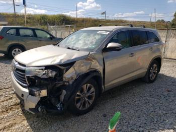  Salvage Toyota Highlander
