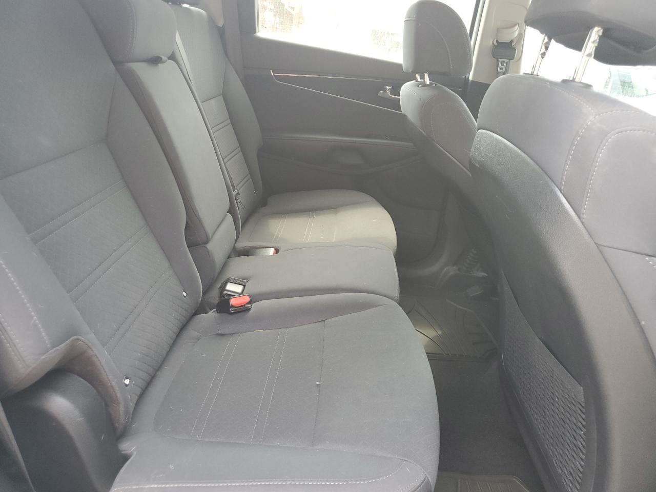 Kia Sorento Lx Image 11