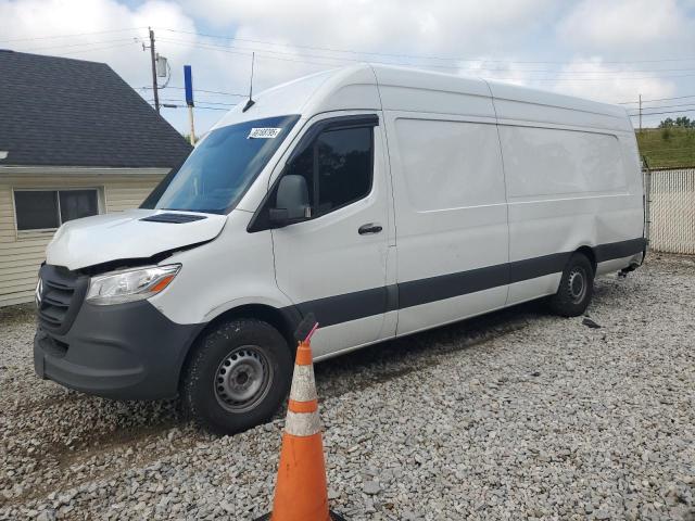  Salvage Mercedes-Benz Sprinter