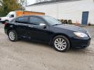 Chrysler 200 Limited Image 2