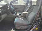 Toyota Camry Le Image 2