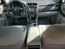 Toyota Camry Le Image 4