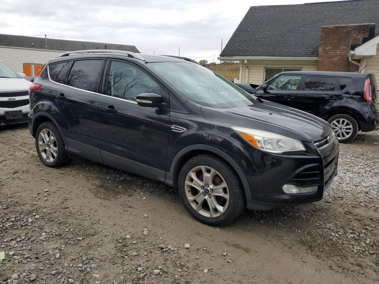 Ford Escape Titanium Image 10
