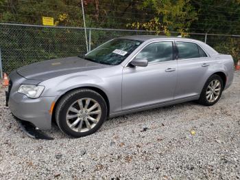  Salvage Chrysler 300