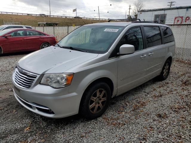 Salvage Chrysler Minivan