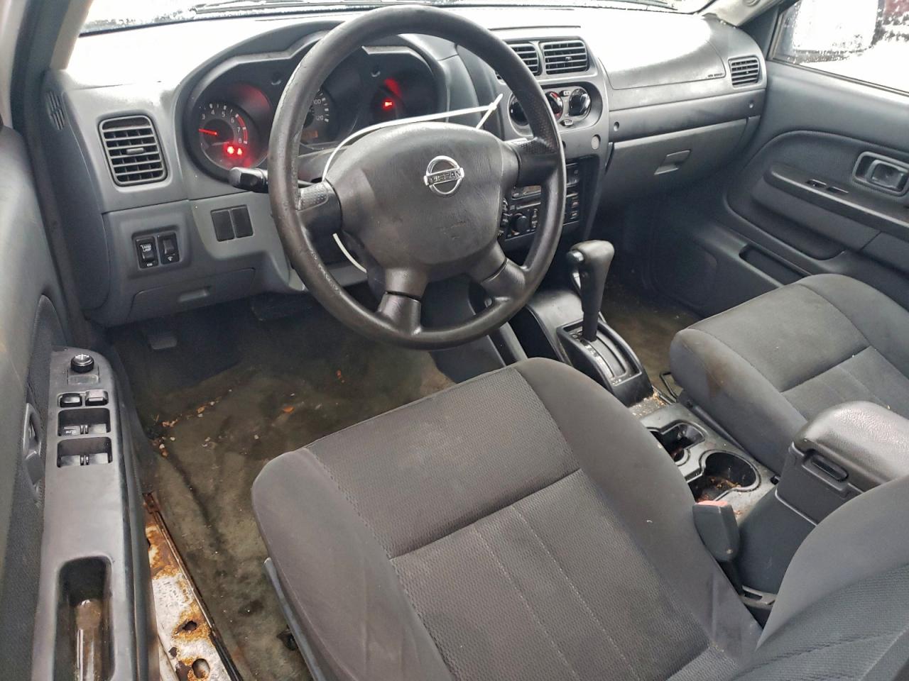 Nissan Frontier Crew Cab Xe Image 7