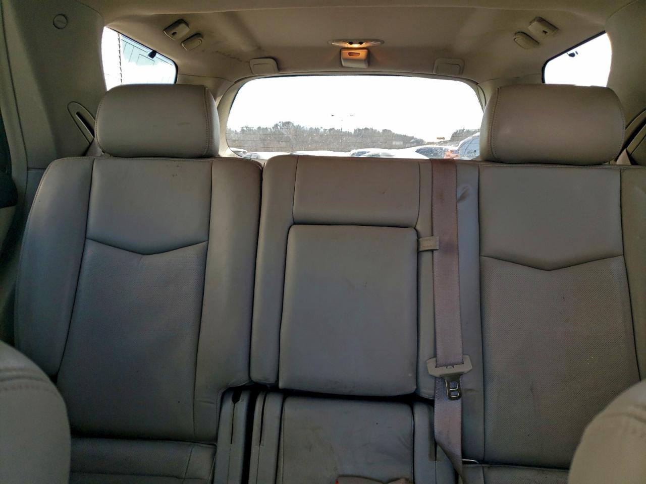 Cadillac SRX Image 7