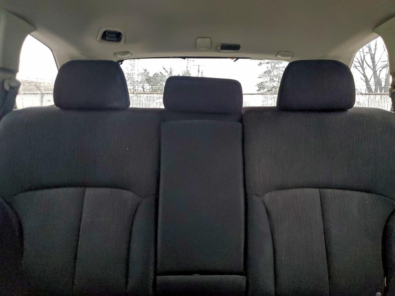 Subaru Outback 2.5i Premium Image 9