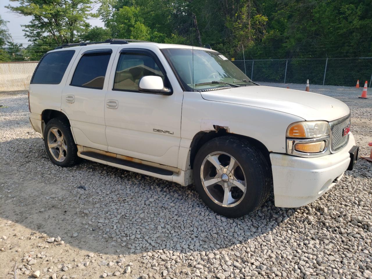 GMC Denali Denali Image 5