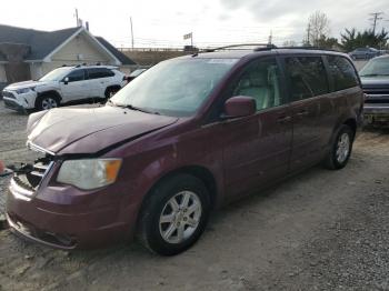  Salvage Chrysler Minivan