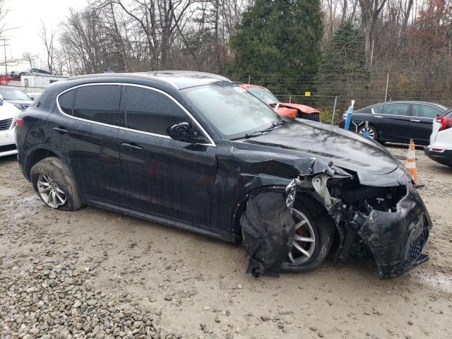  Salvage Alfa Romeo Stelvio