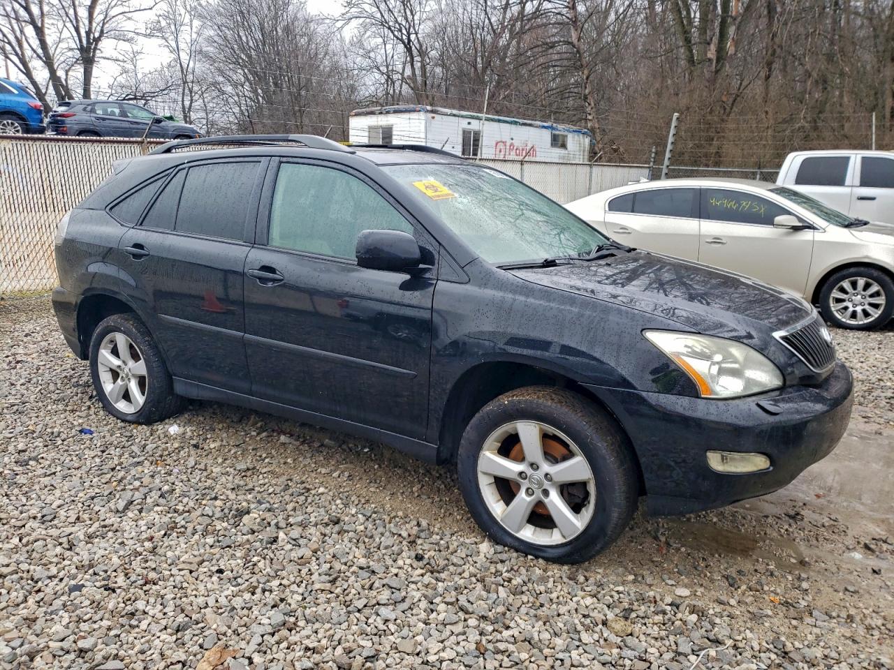 Lexus RX 330 Image 8