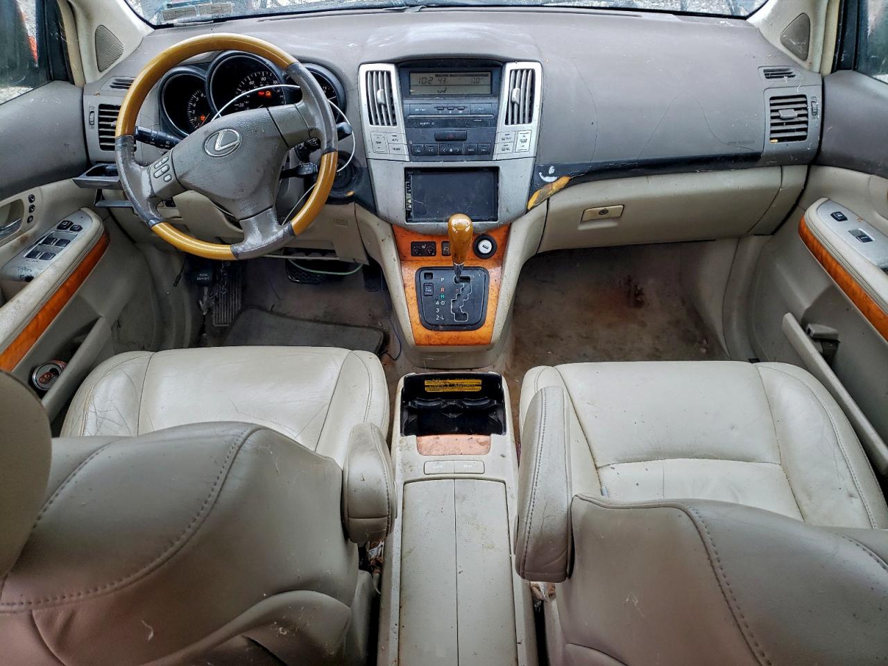 Lexus RX 330 Image 3