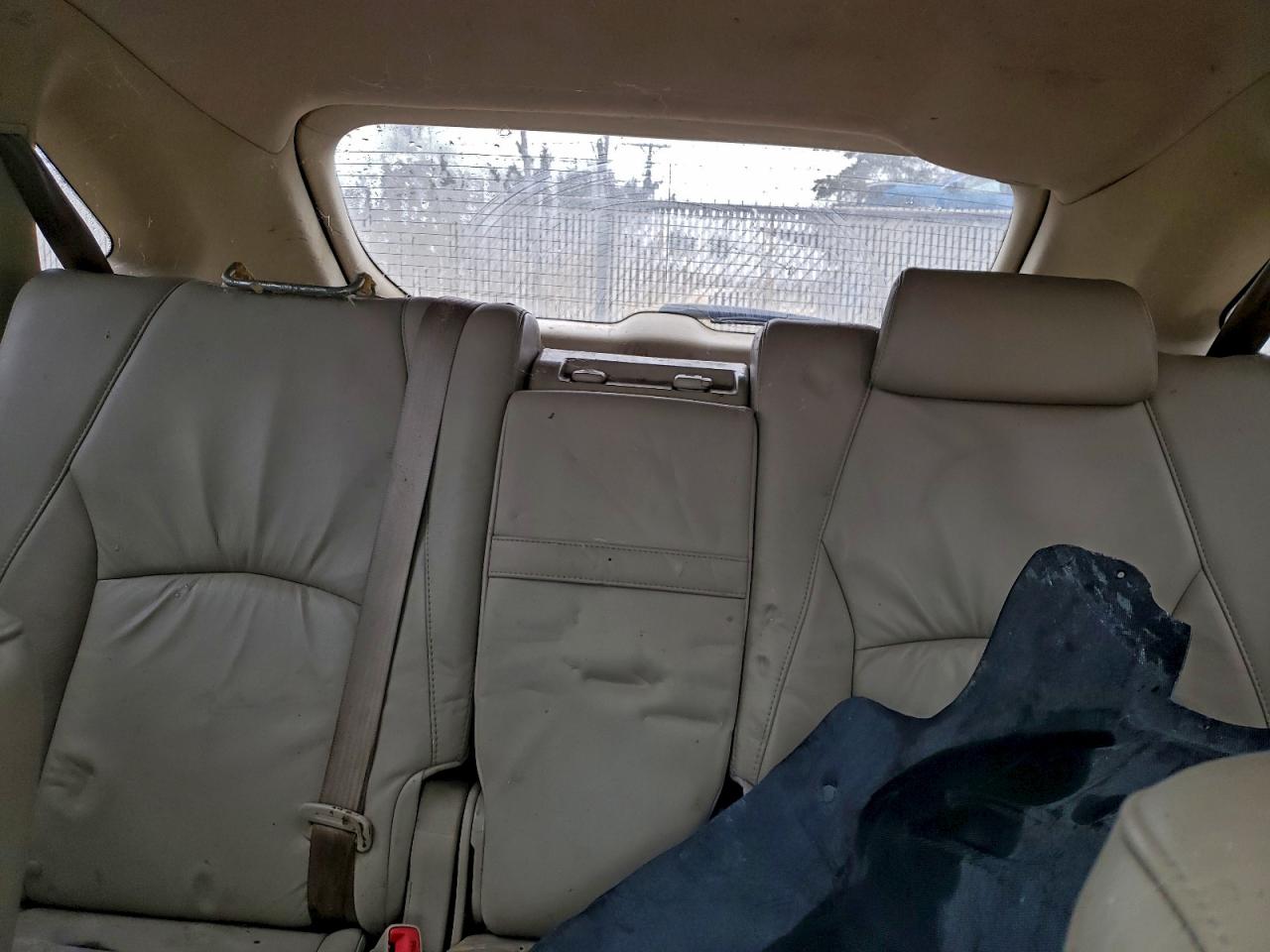 Lexus RX 330 Image 7