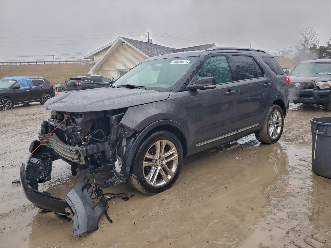 Ford Explorer Xlt Image 1