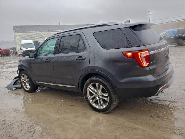 Ford Explorer Xlt Image 2
