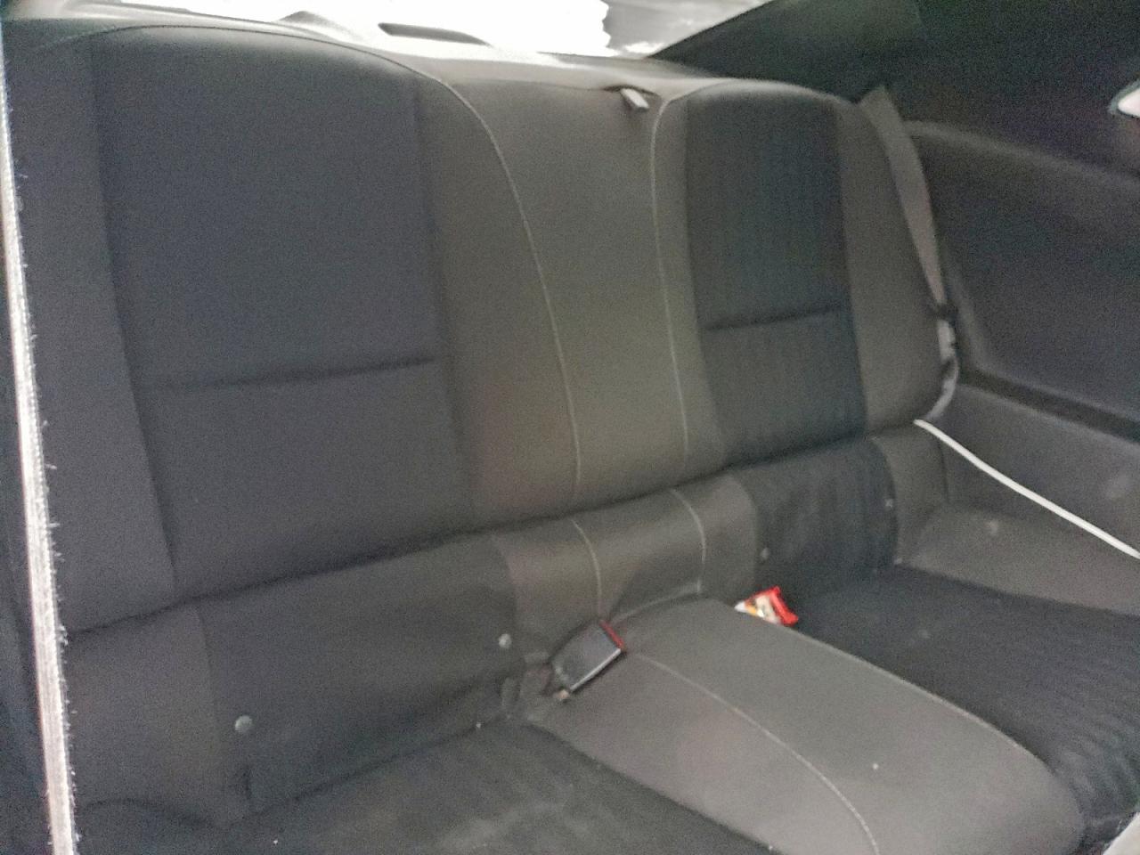 Chevrolet Camaro Ls Image 12