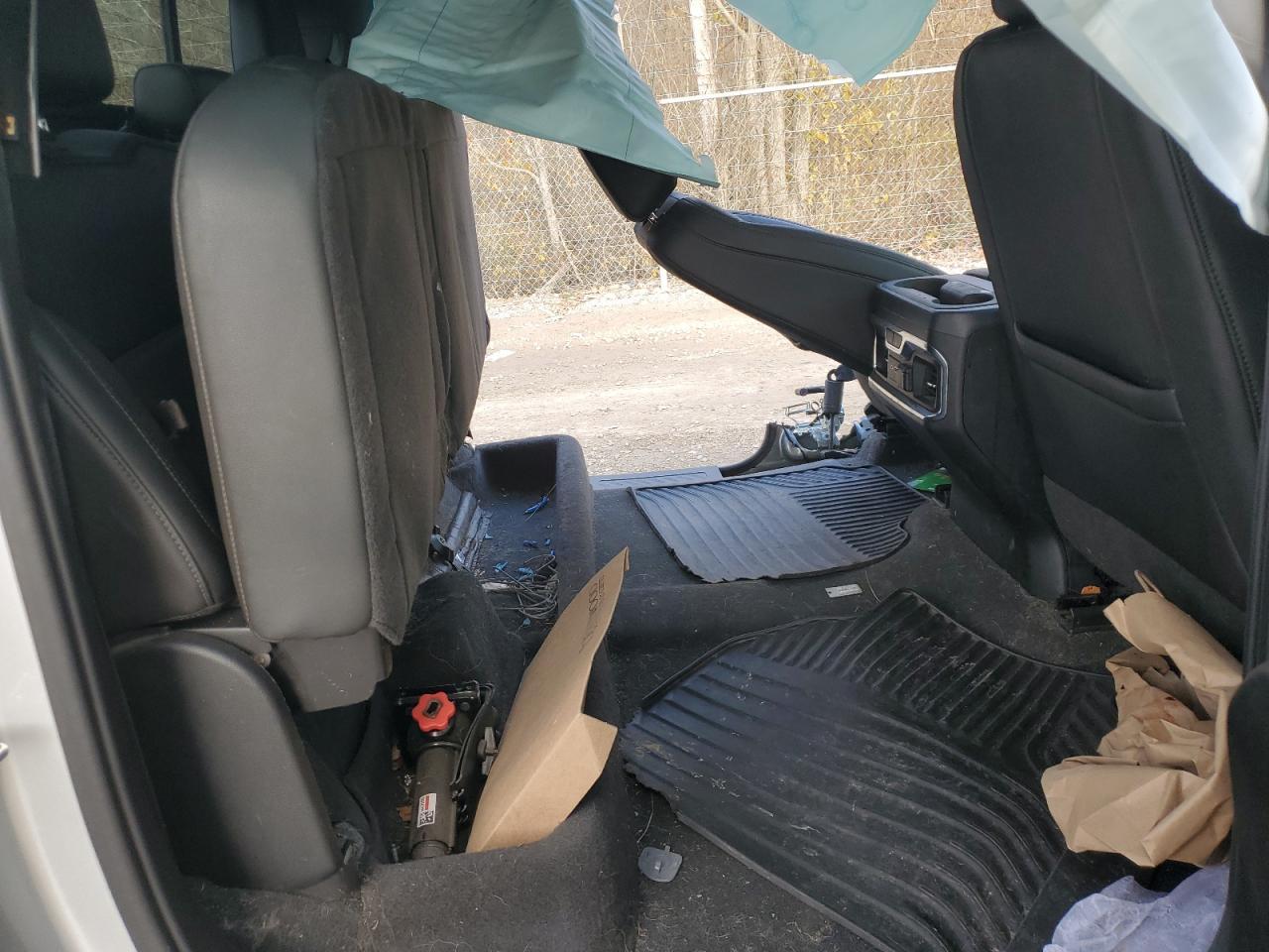 Chevrolet Silverado K1500 Ltz Image 10