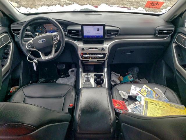 Ford Explorer Xlt Image 9